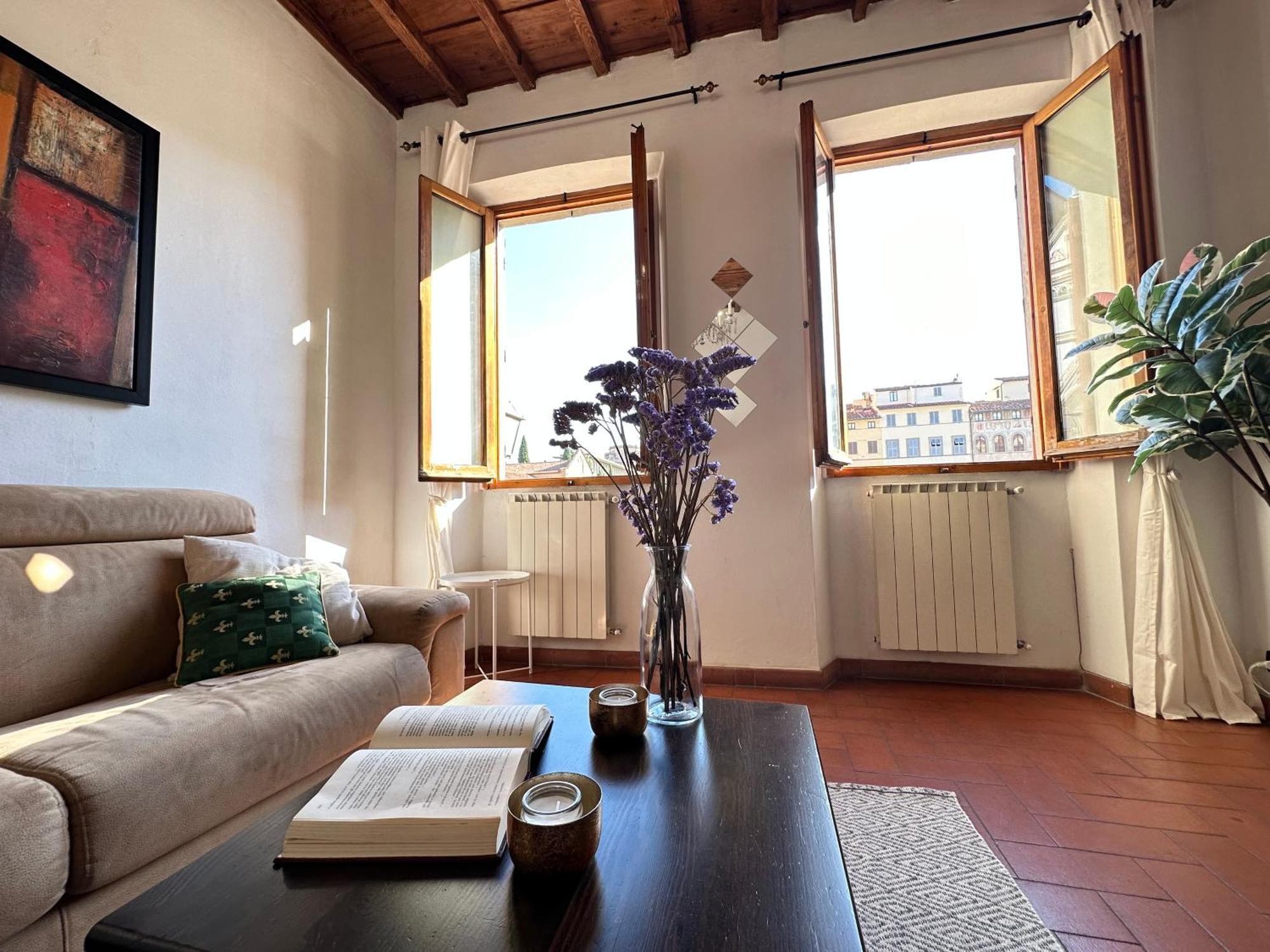 Апартаменты Luxurious View On Santa Croce Флоренция Экстерьер фото